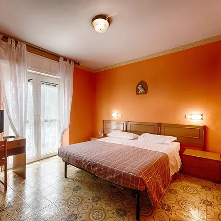 Mancuso Del Voison 2*